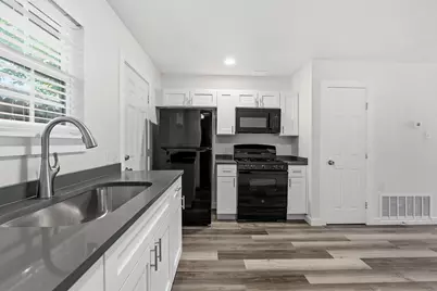 1911 Hearthside Drive #A/B, Austin, TX 78757 - Photo 21