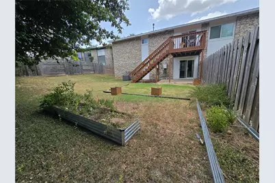 2504 Manor Circle #B, Austin, TX 78723 - Photo 23