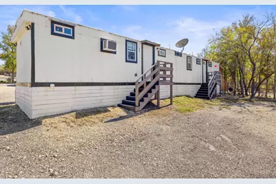 2540 Fm 20, Red Rock, TX 78662 - Photo 13