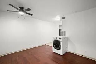 1010 W 23rd St, Austin, TX 78705 - Photo 5