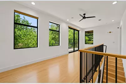 7810 Hardy Drive, Austin, TX 78757 - Photo 21
