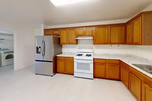1325 Darjeeling Dr, Pflugerville, TX 78660 - Photo 5