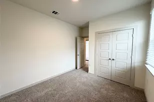 13704 Zuhause Dr, Pflugerville, TX 78660 - Photo 13
