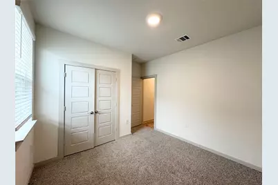 13704 Zuhause Drive, Pflugerville, TX 78660 - Photo 9