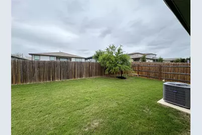13704 Zuhause Drive, Pflugerville, TX 78660 - Photo 17