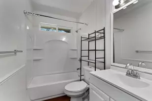 212 Rockcrest Dr, Georgetown, TX 78628 - Photo 19