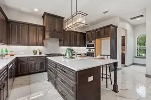 427 Bella Montagna Cir, Austin, TX 78734 - Photo 11
