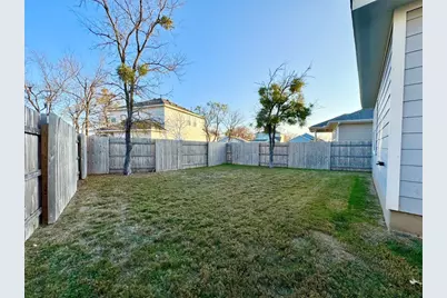 13 Bent Trail Lane, Georgetown, TX 78628 - Photo 11