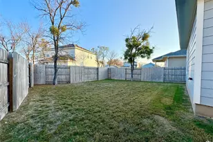 13 Bent Trl Ln, Georgetown, TX 78628 - Photo 11