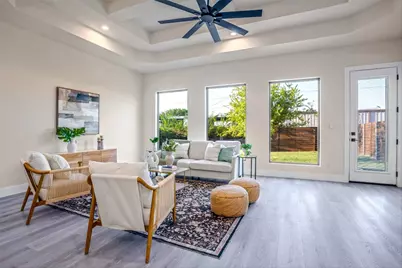 303 W Lane Avenue, Manor, TX 78653 - Photo 21