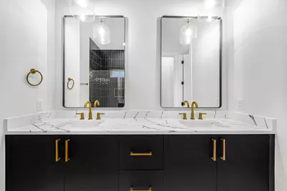 303 W Lane Avenue, Manor, TX 78653 - Photo 9