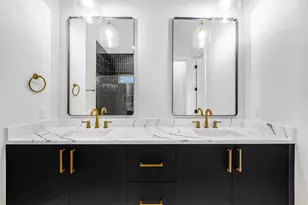 303 W Lane Ave, Manor, TX 78653 - Photo 9