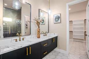 303 W Lane Ave, Manor, TX 78653 - Photo 15