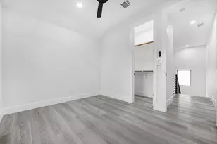 303 W Lane Ave, Manor, TX 78653 - Photo 25
