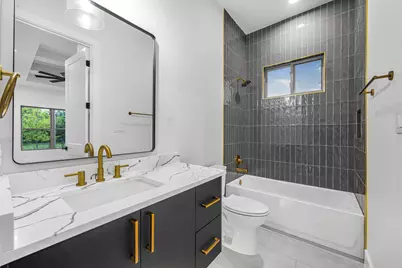 303 W Lane Avenue, Manor, TX 78653 - Photo 25