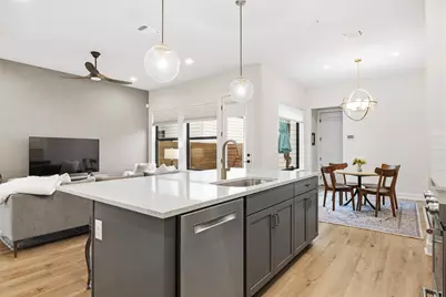 4704 Eberly Street, Austin, TX 78723 - Photo 15
