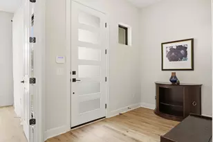 4704 Eberly St, Austin, TX 78723 - Photo 3