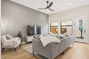 4704 Eberly St, Austin, TX 78723 - Photo 9