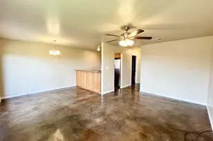 100 Sandstone Dr, Jarrell, TX 76537 - Photo 9