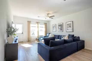 15601 Poppy Petal Dr, Del Valle, TX 78617 - Photo 13