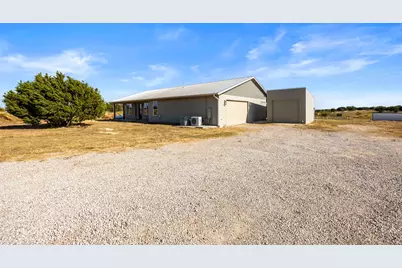 5777 County Road 236 Road, Liberty Hill, TX 78642 - Photo 21