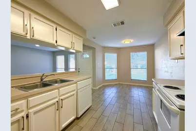 209 E Noton Street #109, Pflugerville, TX 78660 - Photo 5