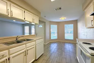 209 E Noton St, Pflugerville, TX 78660 - Photo 5