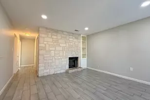 209 E Noton St, Pflugerville, TX 78660 - Photo 3