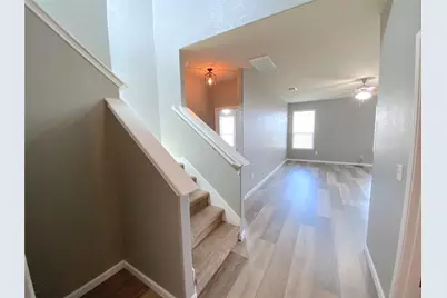 122 Liard River Road, Hutto, TX 78634 - Photo 9