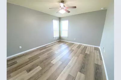 122 Liard River Road, Hutto, TX 78634 - Photo 15