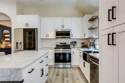 604 Pebblestone Walk Drive, Cedar Park, TX 78613 - Photo 7