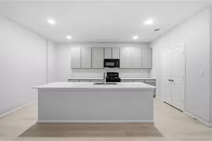 204 Quail Convey Dr, Jarrell, TX 76537 - Photo 11