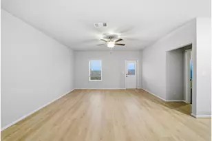 204 Quail Convey Dr, Jarrell, TX 76537 - Photo 17