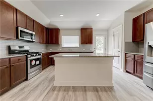 1328 Kneehigh Dr, Georgetown, TX 76833 - Photo 3