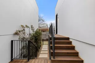 910 W Johanna St, Austin, TX 78704 - Photo 25