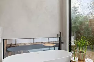 910 W Johanna St, Austin, TX 78704 - Photo 17