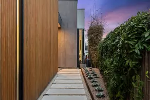 910 W Johanna St, Austin, TX 78704 - Photo 29