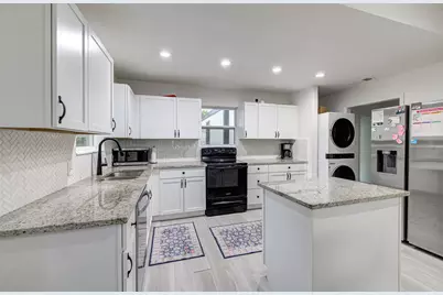 428 Seawind Street, Lakeway, TX 78734 - Photo 3