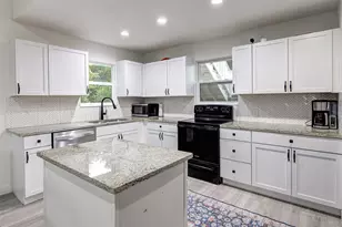 428 Seawind St, Lakeway, TX 78734 - Photo 5