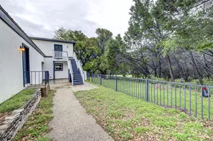 428 Seawind St, Lakeway, TX 78734 - Photo 17