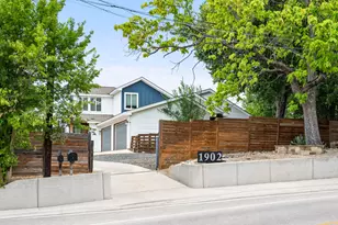 1902 Webberville Rd, Austin, TX 78721 - Photo 33