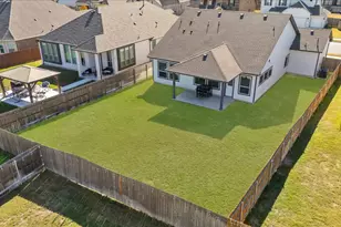 908 Knowles Dr, Hutto, TX 78634 - Photo 27