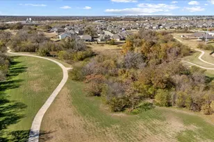 908 Knowles Dr, Hutto, TX 78634 - Photo 37