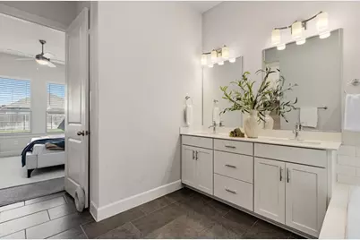 908 Knowles Drive, Hutto, TX 78634 - Photo 17