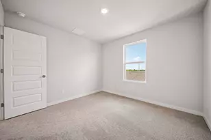 233 Firefox Wy, Jarrell, TX 76537 - Photo 29