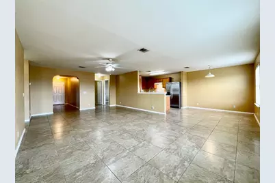 318 Mitchell Drive, Hutto, TX 78634 - Photo 7