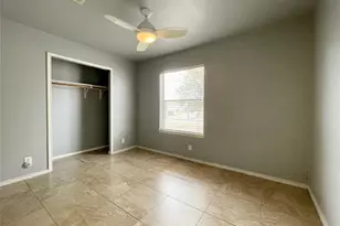 318 Mitchell Dr, Hutto, TX 78634 - Photo 25