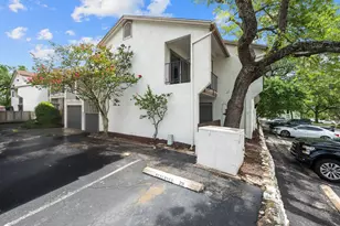 6910 Hart Ln, Austin, TX 78731 - Photo 1