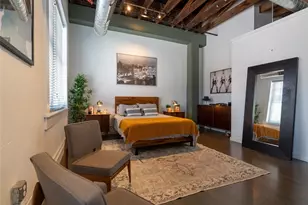 102 E 2nd St, Taylor, TX 76574 - Photo 7