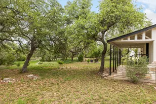 2591 Spring Valley Dr, Dripping Springs, TX 78620 - Photo 15
